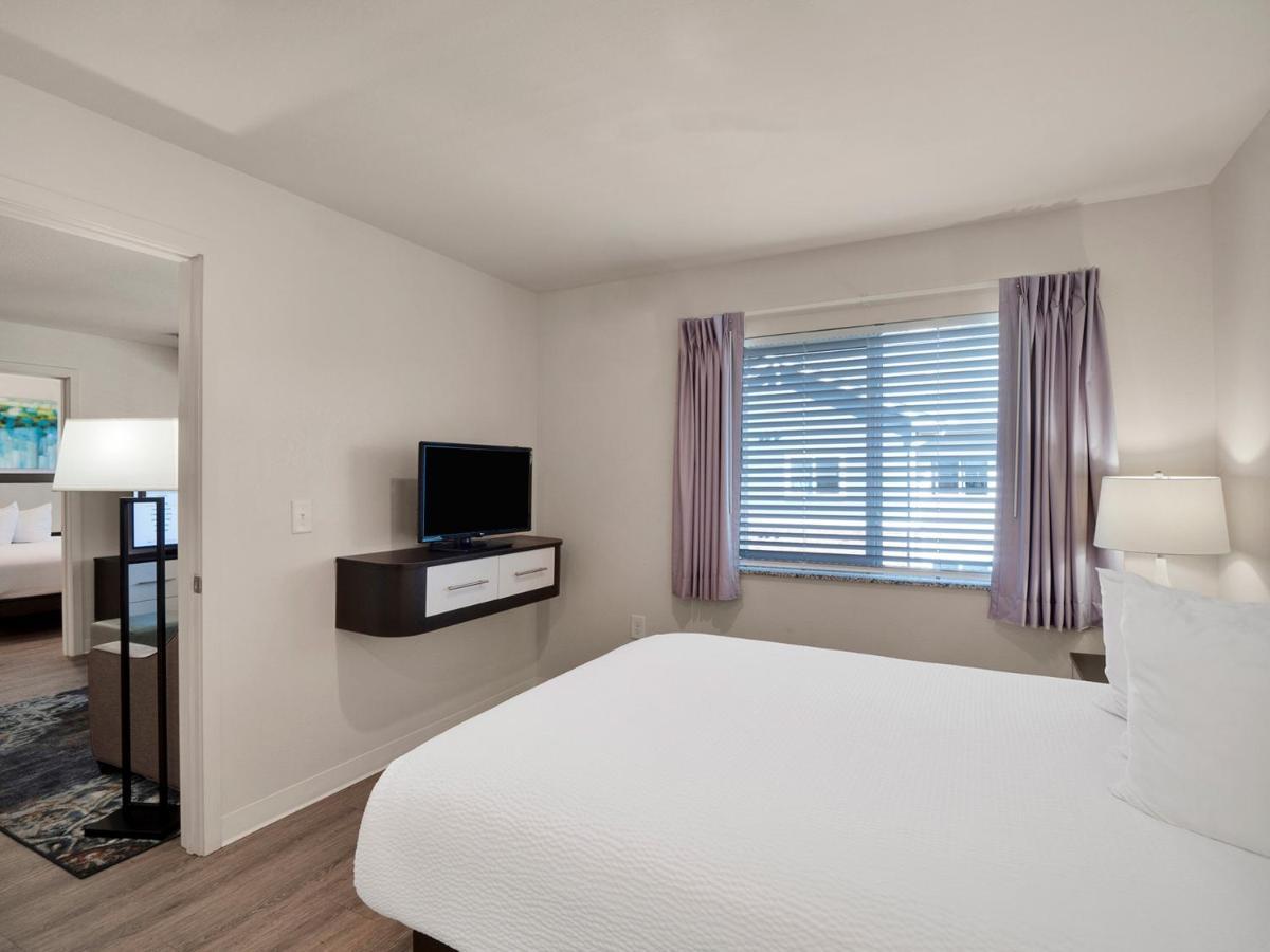Waterwalk Extended Stay By Wyndham Charlotte - Arrowood Bagian luar foto