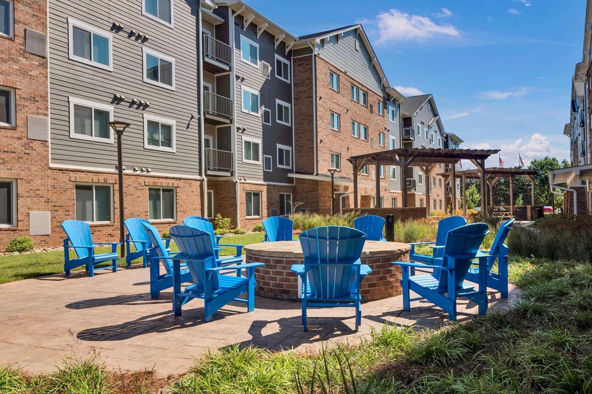 Waterwalk Extended Stay By Wyndham Charlotte - Arrowood Bagian luar foto