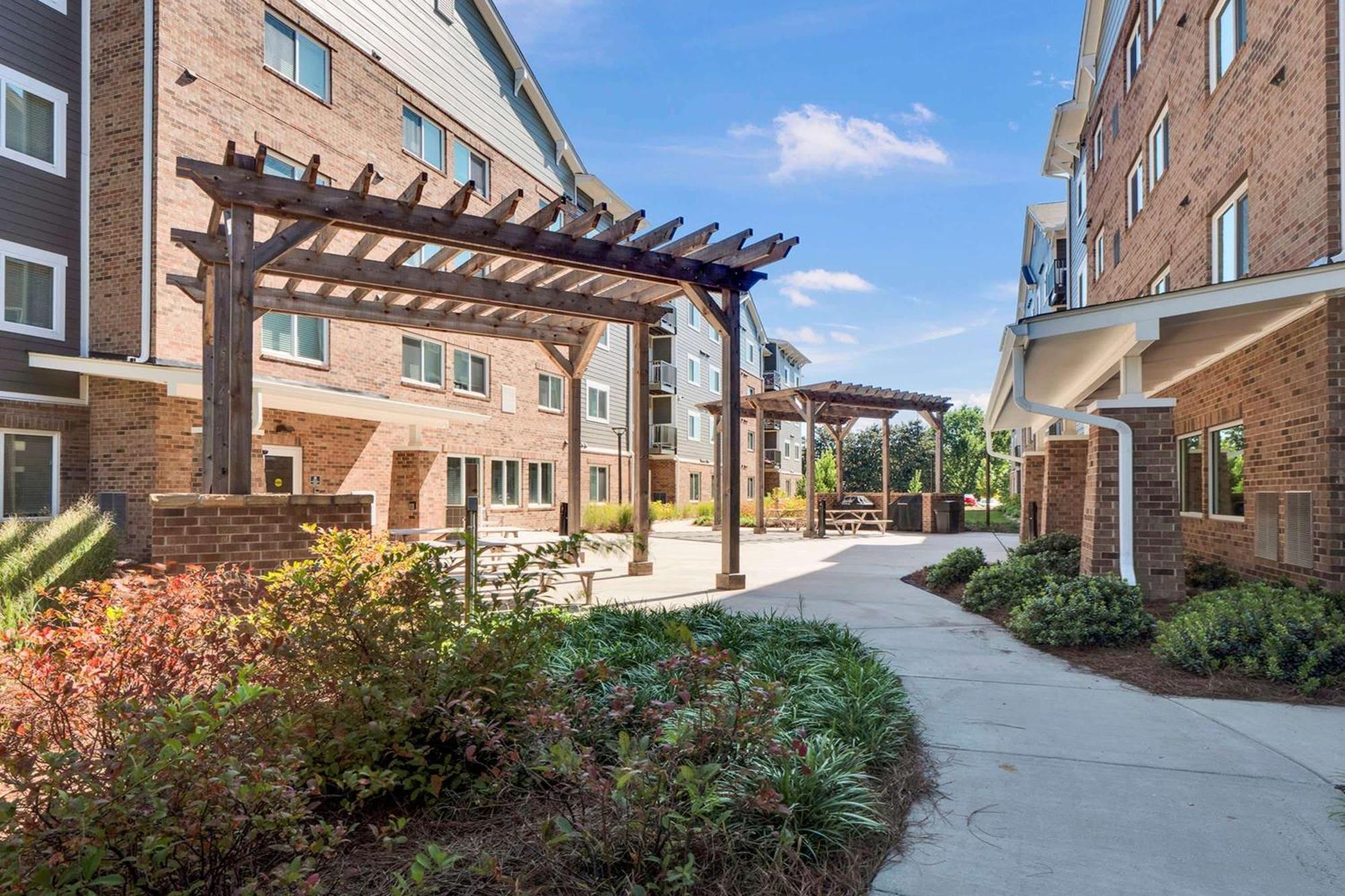 Waterwalk Extended Stay By Wyndham Charlotte - Arrowood Bagian luar foto